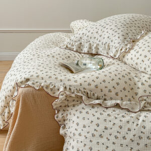 Rose floral duvet cover set with ruffled cotton muslin